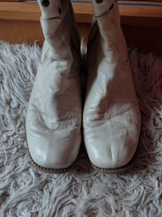 Kozaki wiosenne skóra naturalna białe kowbojki r.39