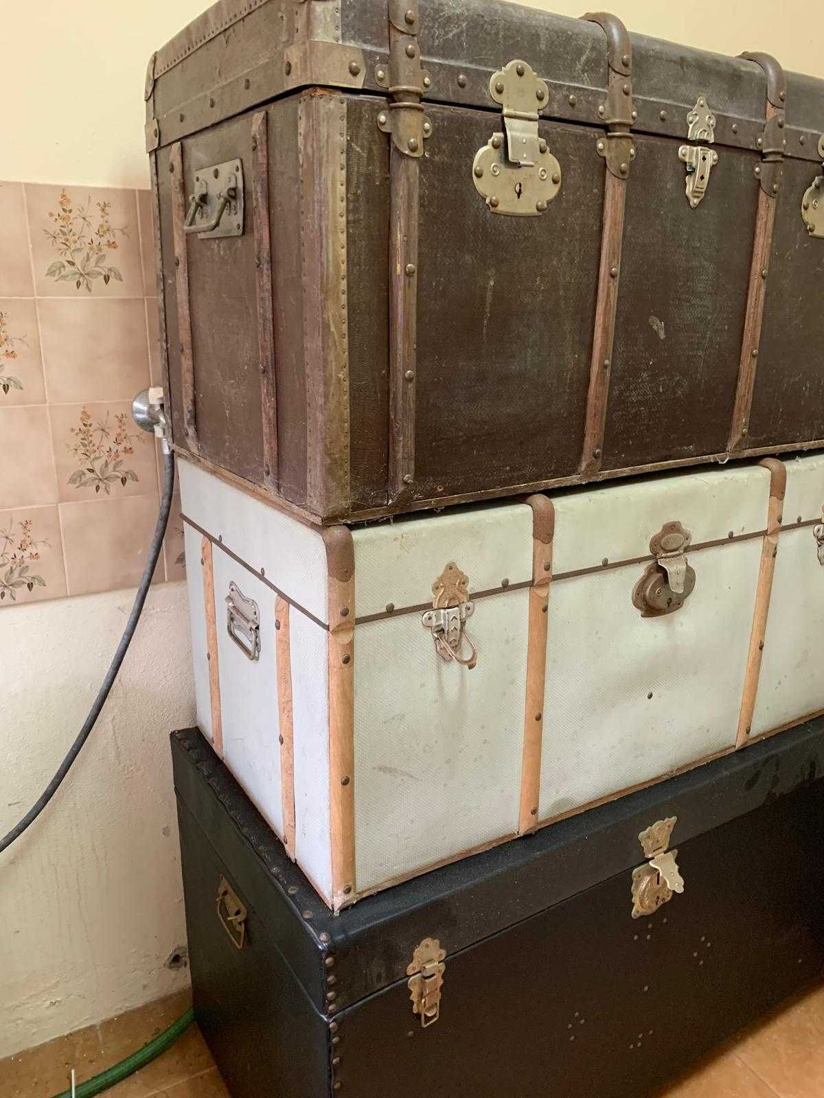 OPORTUNIDADE: arcas antigas para restauro