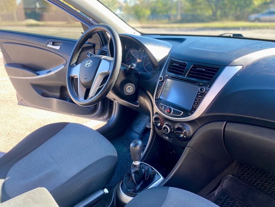 Продам Хюндай Акцент 1.4 Г/Б