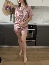 Рожевий комплект з сердечком (рубашка з коротким рукавом, шорти)