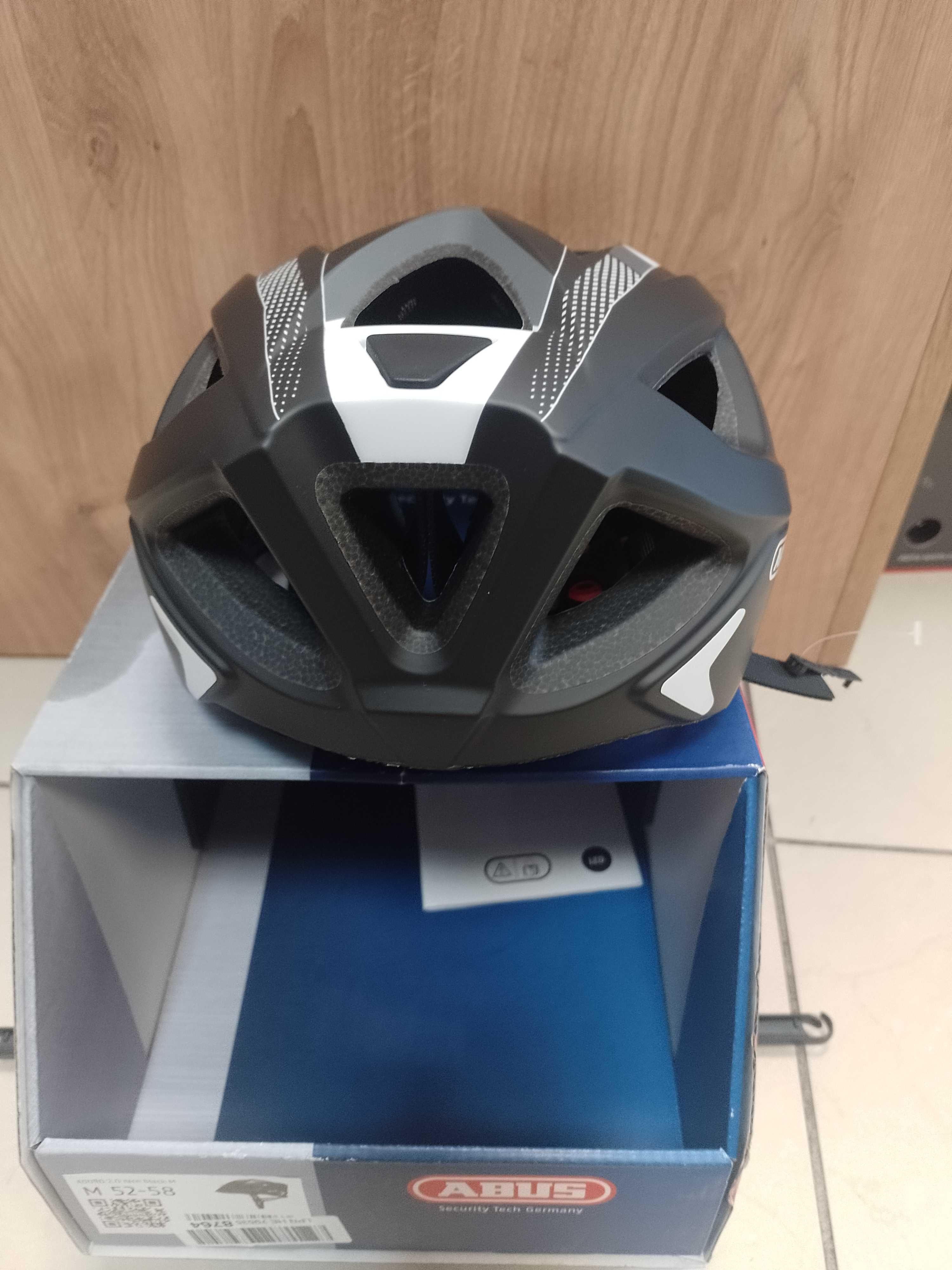 Kask rowerowy firmy Abus model Aduro 2.0: