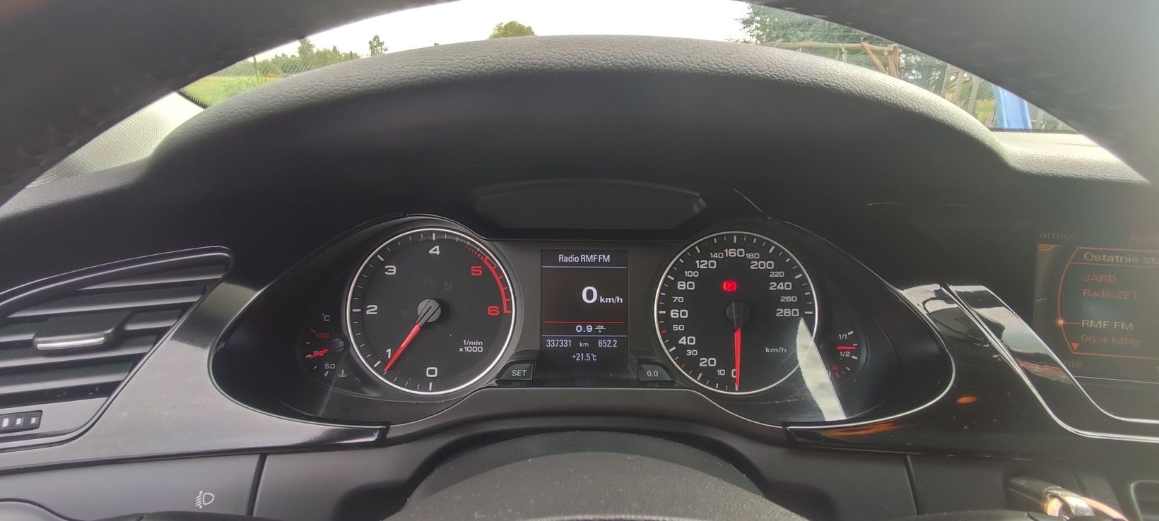 AUDI A4 B8 2009r 2.0 TDI