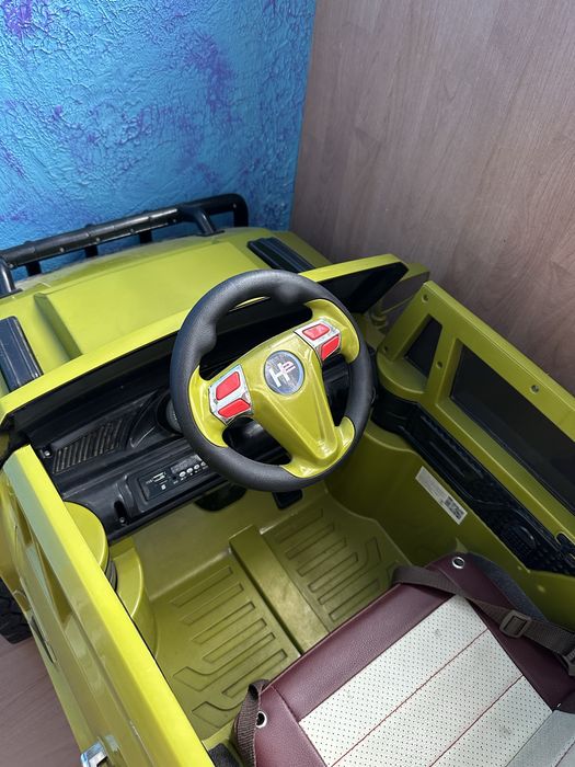 Електро машинка з акб