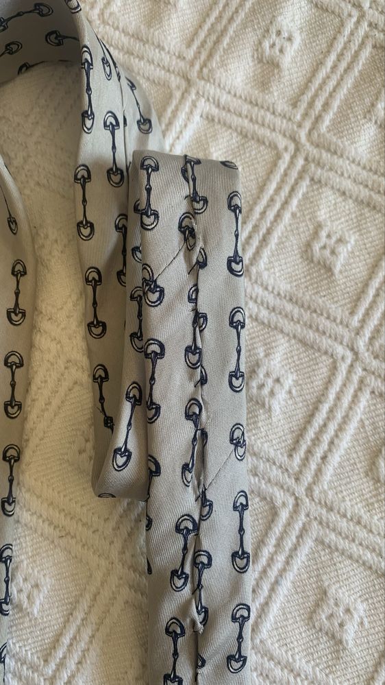Gravata Celine 100% seda