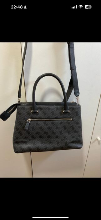 Mala Guess Média