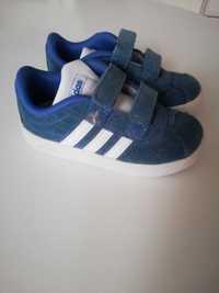 Buty sportowe Adidas dla dziecka 24