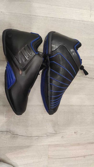 Adidas T-Mac 3 Restomod баскетбольні кросівки