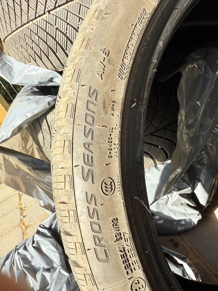 Opony wielosezonowe 235/40R19