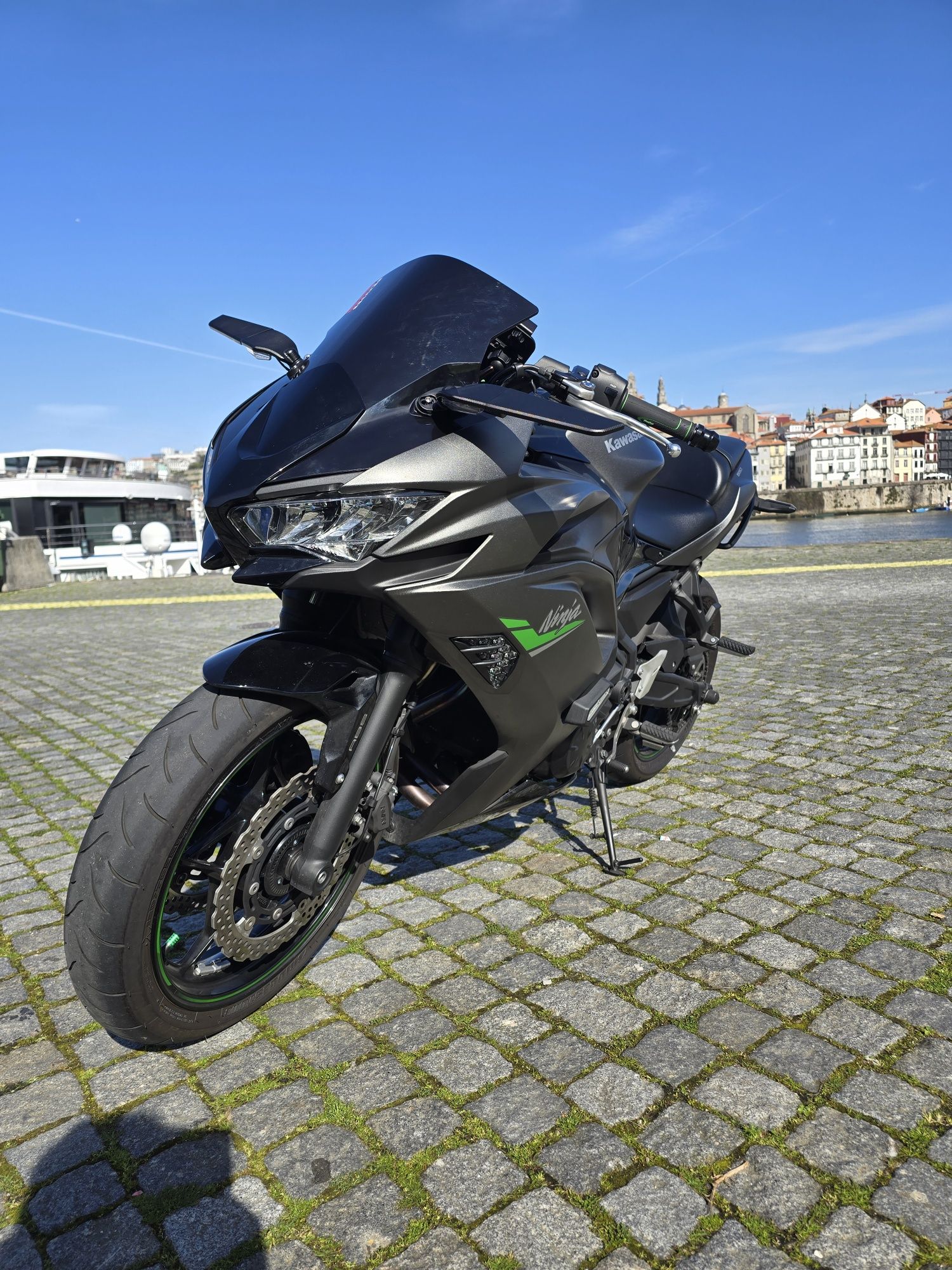 Kawasaki ninja 650 _ 2023
