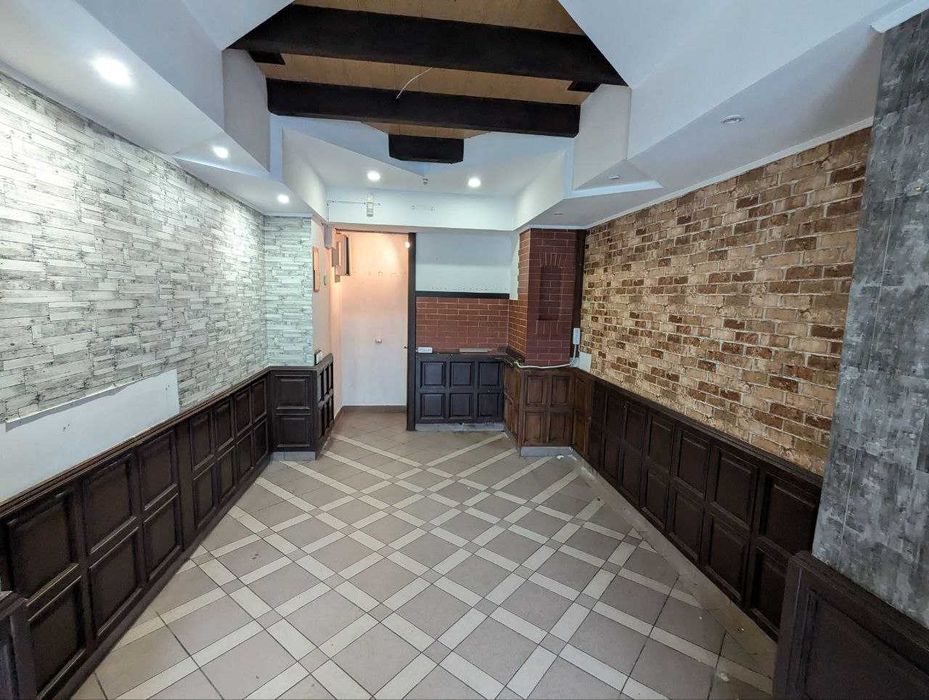 Продам комерційне приміщення Соборна, центр (22 м.кв.)