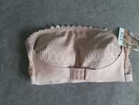 Biustonosz samonośny l/XL