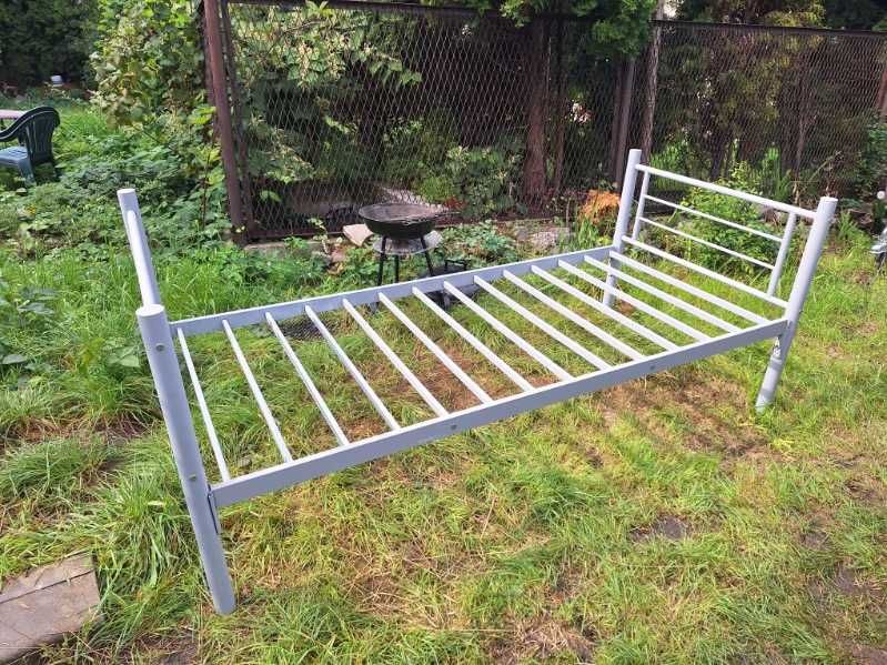 Łóżko Solidne Metalowe Piętrowe Młodzieżowe Hostelowe Wojskowe