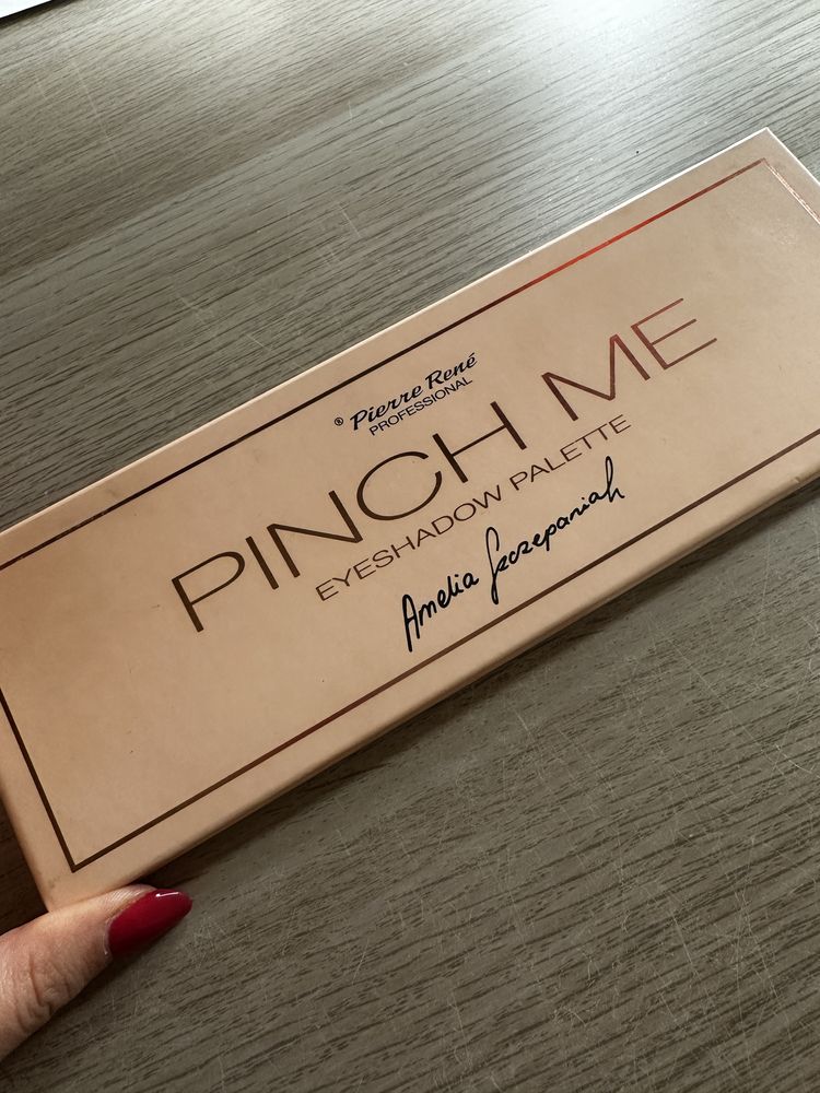 Paleta cieni Pierre rene pinch me Amelia Szczepaniak