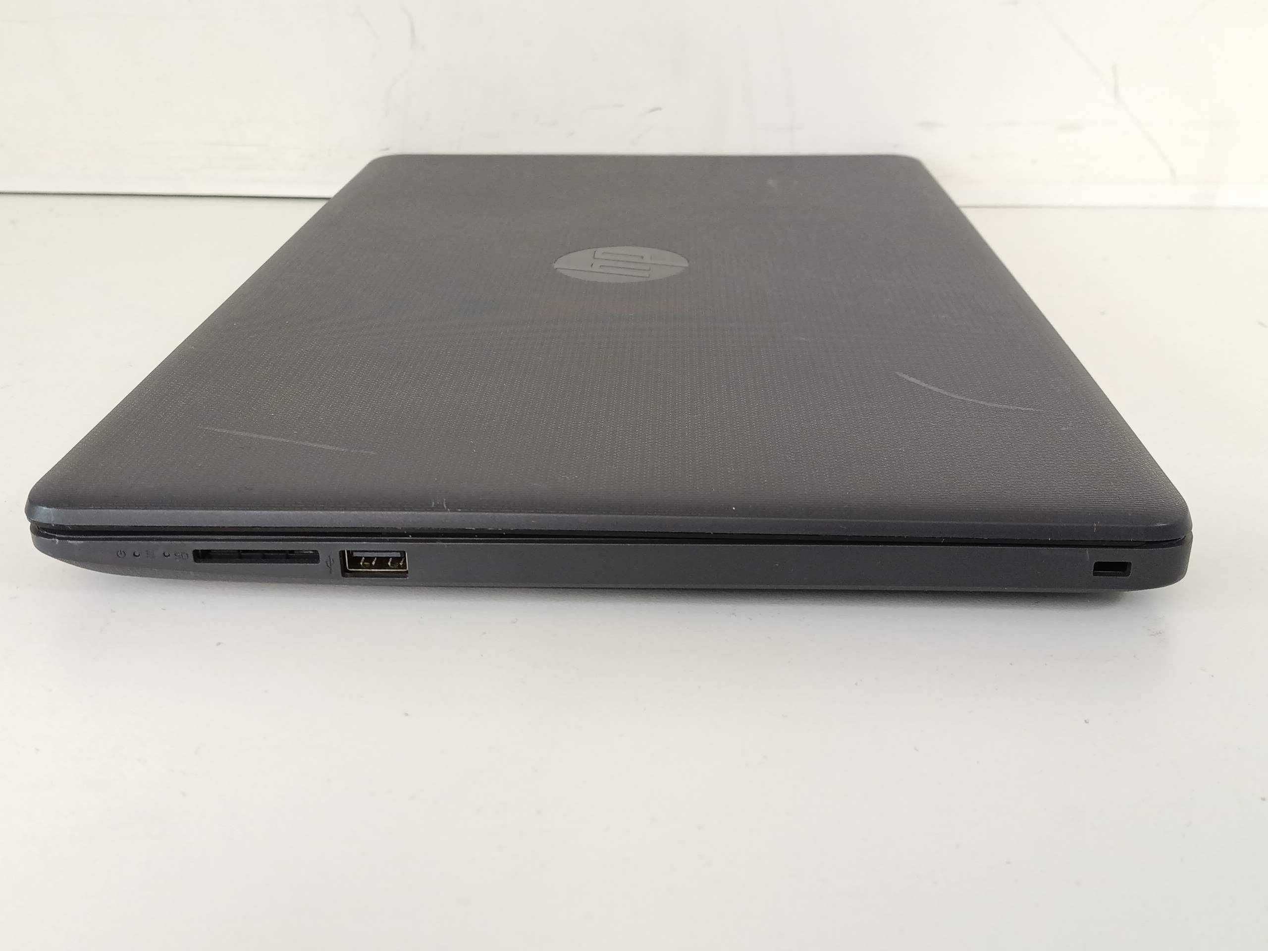Ноутбук HP 250 G7 i5-8265U / 8GB / 200GB SSD  15.6"