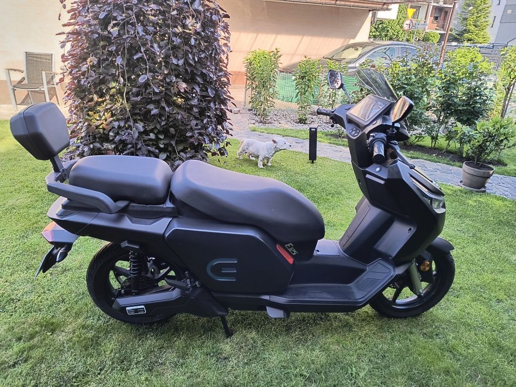 Skuter elektryczny RED E 125. Okazja.RATY