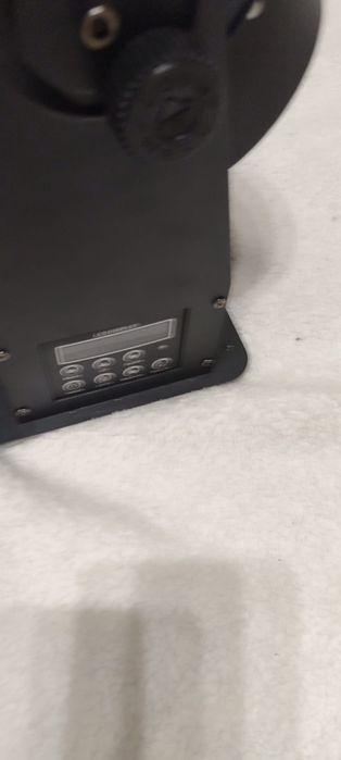 Máquina Lança Confetis 1500W DMX beamZ