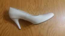 Buty czółenka/szpilki ślubne La Boda białe skóra r.36/23,5/klasyczne