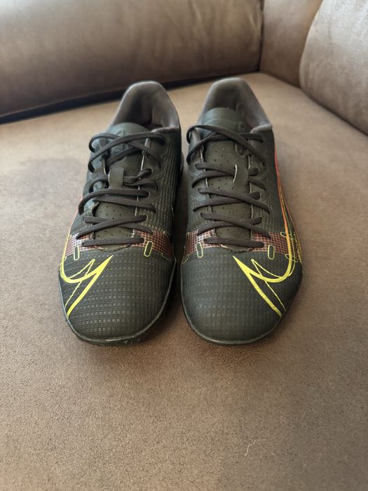 Сороконожки Nike Mercurial Vapor 14 Academy TF CV0978-090