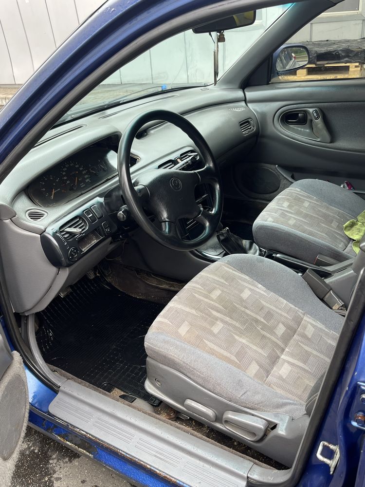 Срочно Mazda 626 1995