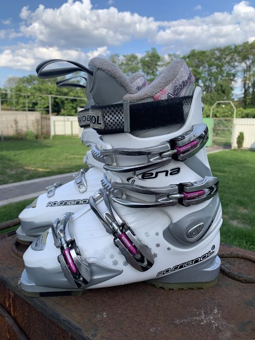 Лижні чоботи Rossignol.