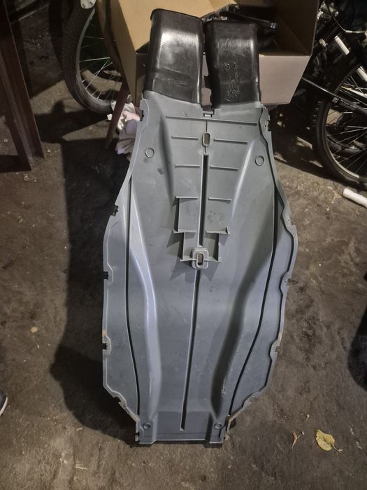 Подкрылки(локеры) задние на Вито 639