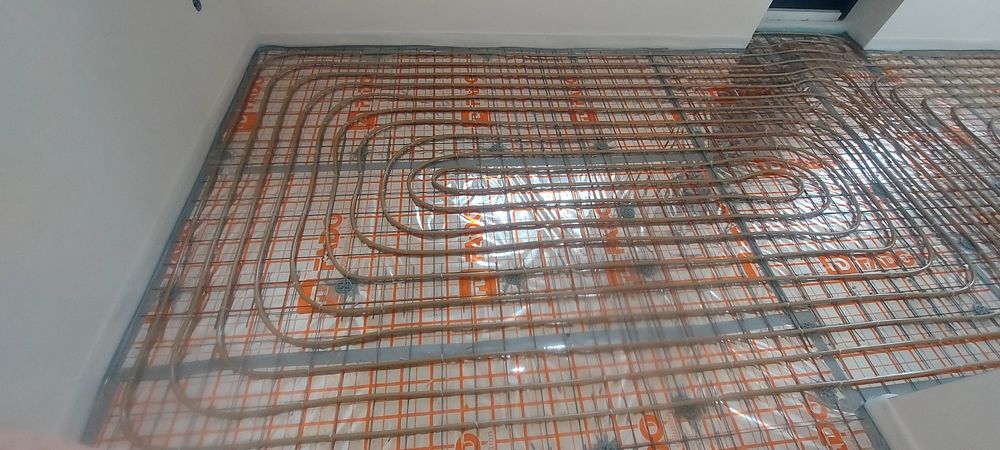 Сантехник и электрик