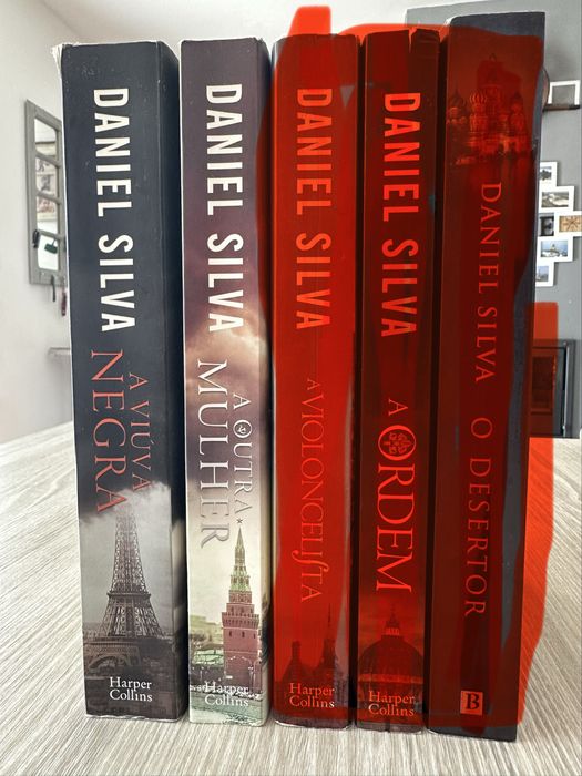 Vendo livros de Daniel Silva