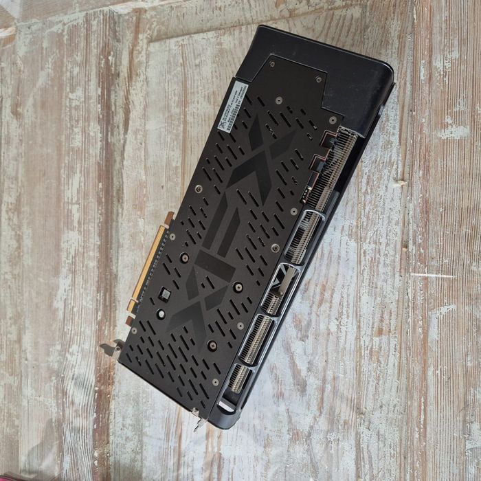 XFX RX 5700 XT 8GB 3 wentylatory doskonały stan karta graficzna