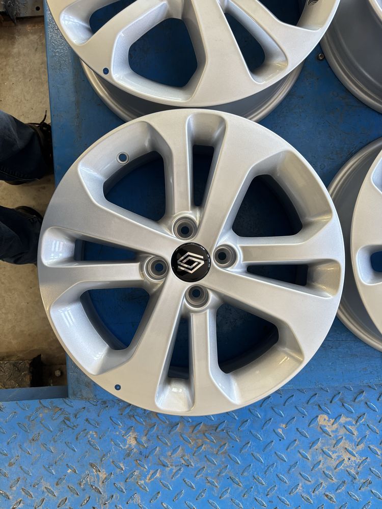 4x100 16 NOWE felgi Renault Clio V od 2019 roku Oryginał