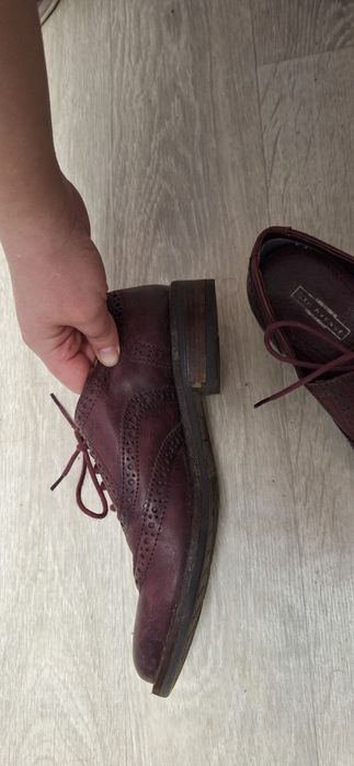 Продам шкіряні туфлі