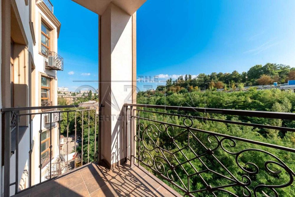 Продаж квартири, ЖК 52 Перлина, вул. М. Бойчука, Печерський р-н