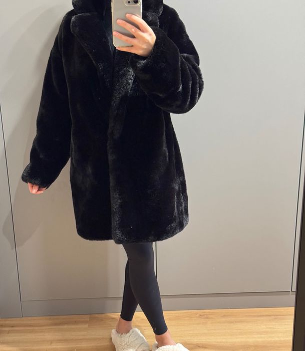 Sperdam damski płaszcz ze sztucznego futra od Zara