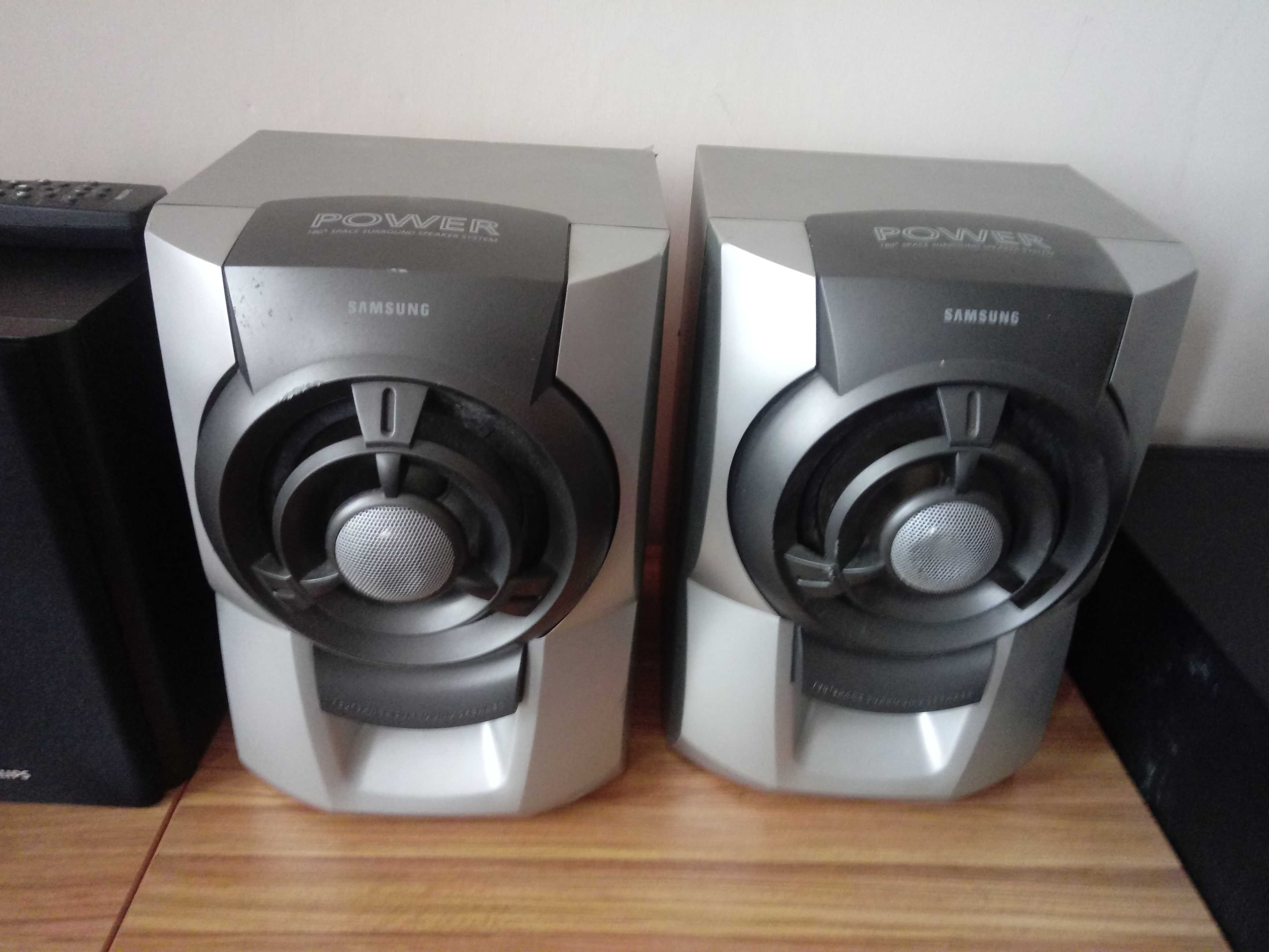 Głośniki-kolumny podłogowe 150 W GX 680