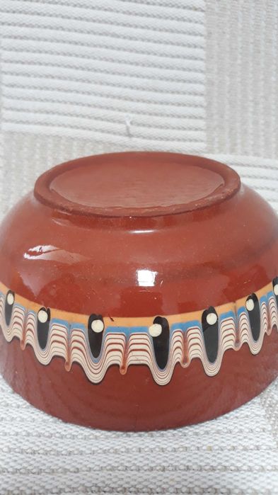 Miseczka bułgarska PRL, pęknięta jako dekoracja