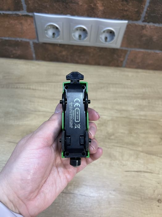 Електричний потяг (локомотив) до дерев"яноі коліі іграшка