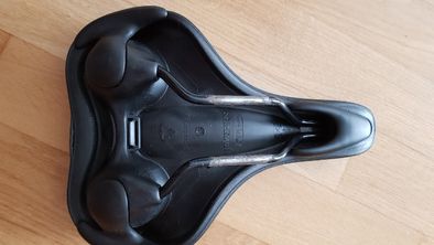 Siodło SELLE ROYAL Lookin damskie