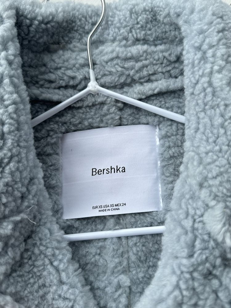 Куртка bershka xs,дублянка,дубльонка,шапка missguided,курточка bershka