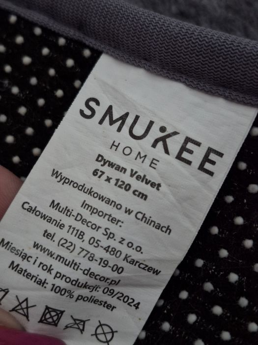 Szary dywan Velvet Smukee 67x120