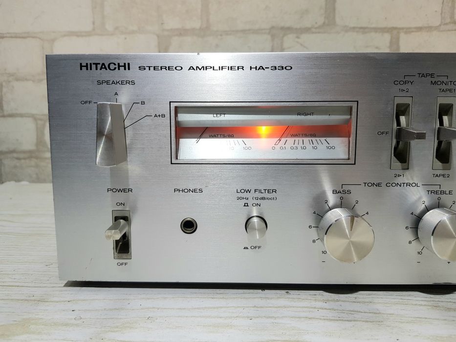 Стерео підсилювач/усилитель  Hitachi HA-330 2x70Вт б/у з Німеччини