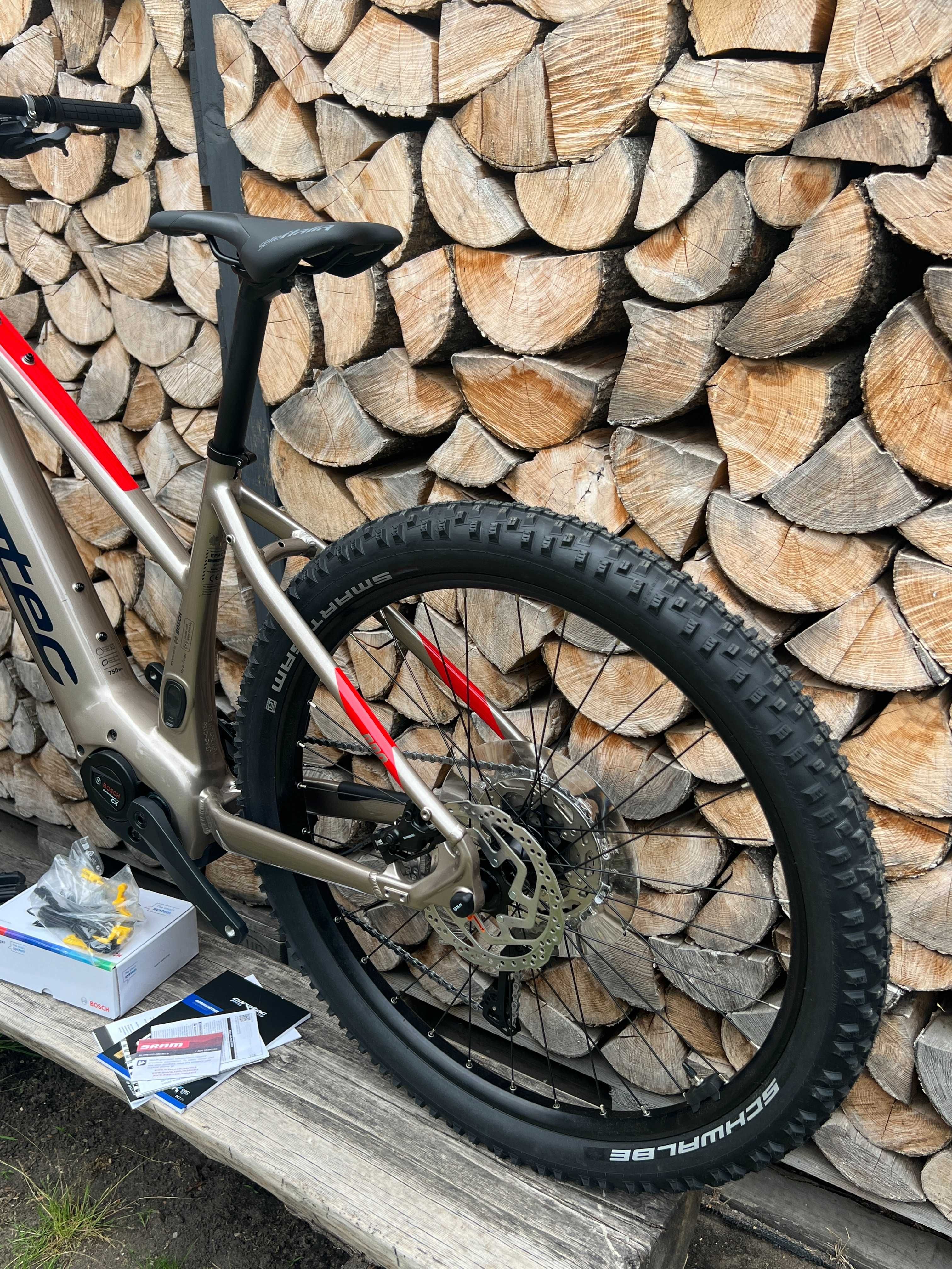 750Wh Corratec E-power X-Vert PRO S 44cm 29" XT 1x11 Bosch CX 4 SMART