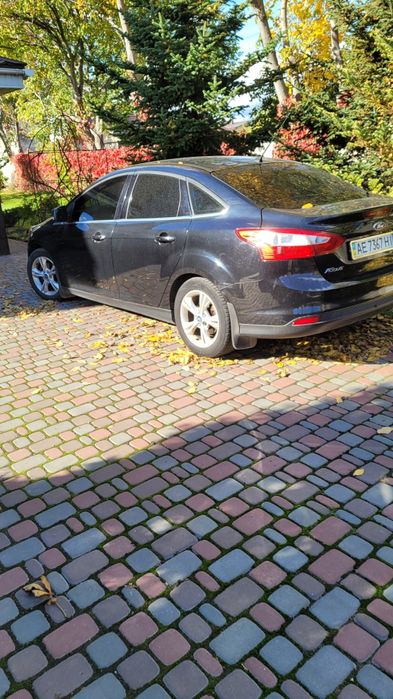 Продам Ford Focus 1.6 автомат. 2012г