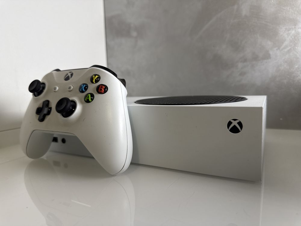 Xbox series S + PAD BDB stan
