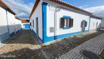 Casa térrea (Mobilada), com 121m2 + pátio com 25 m2 , em Torrão, Alcác