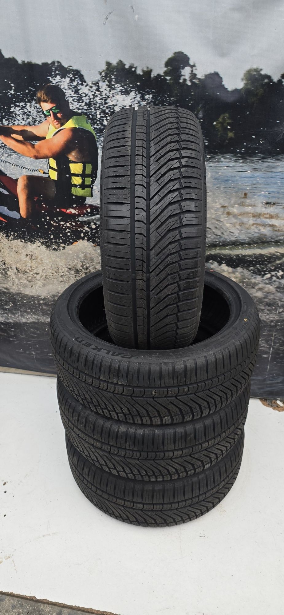 S23 4 x 225/40r18 Falken EuroAll Season AS220 Pro 92W XL wielosezonowe