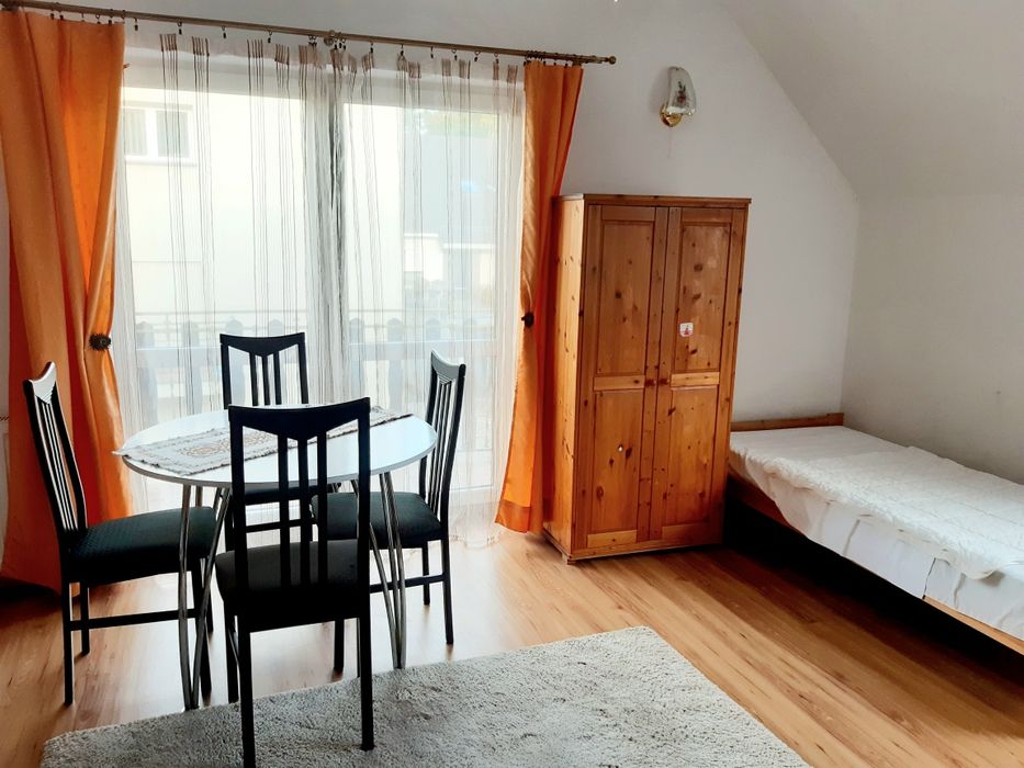 Wynajmę 1 pokój w domu jednorodzinnym w centrum Zielonej Góry