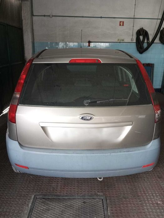 Ford Fiesta 2004