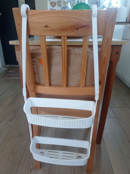 Plastikowa półeczka wisząca