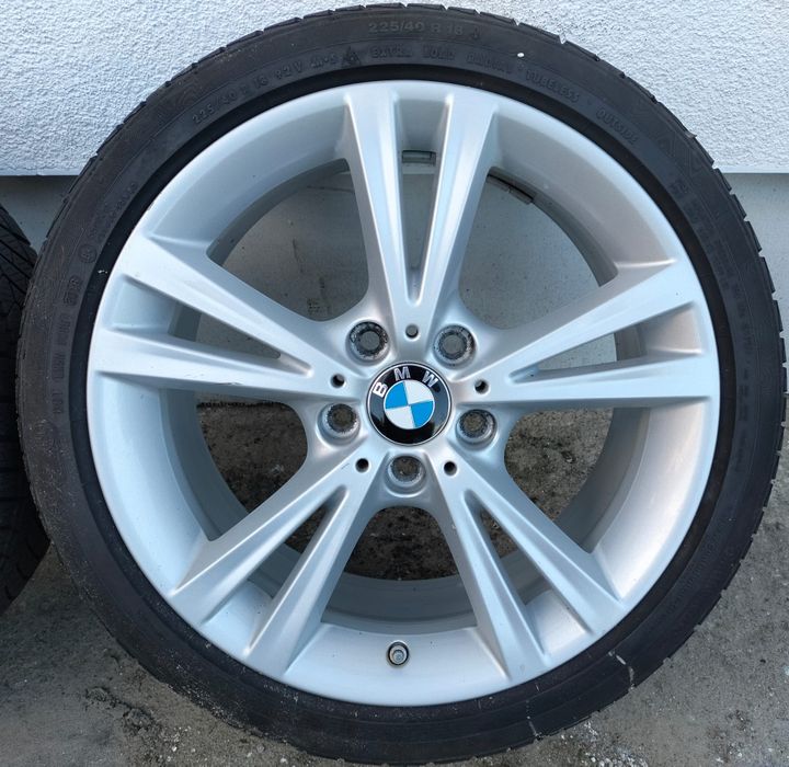 Felgi z oponami zimowymi BMW  1 E87 E81 F20 7,5x18 ET45 5x120