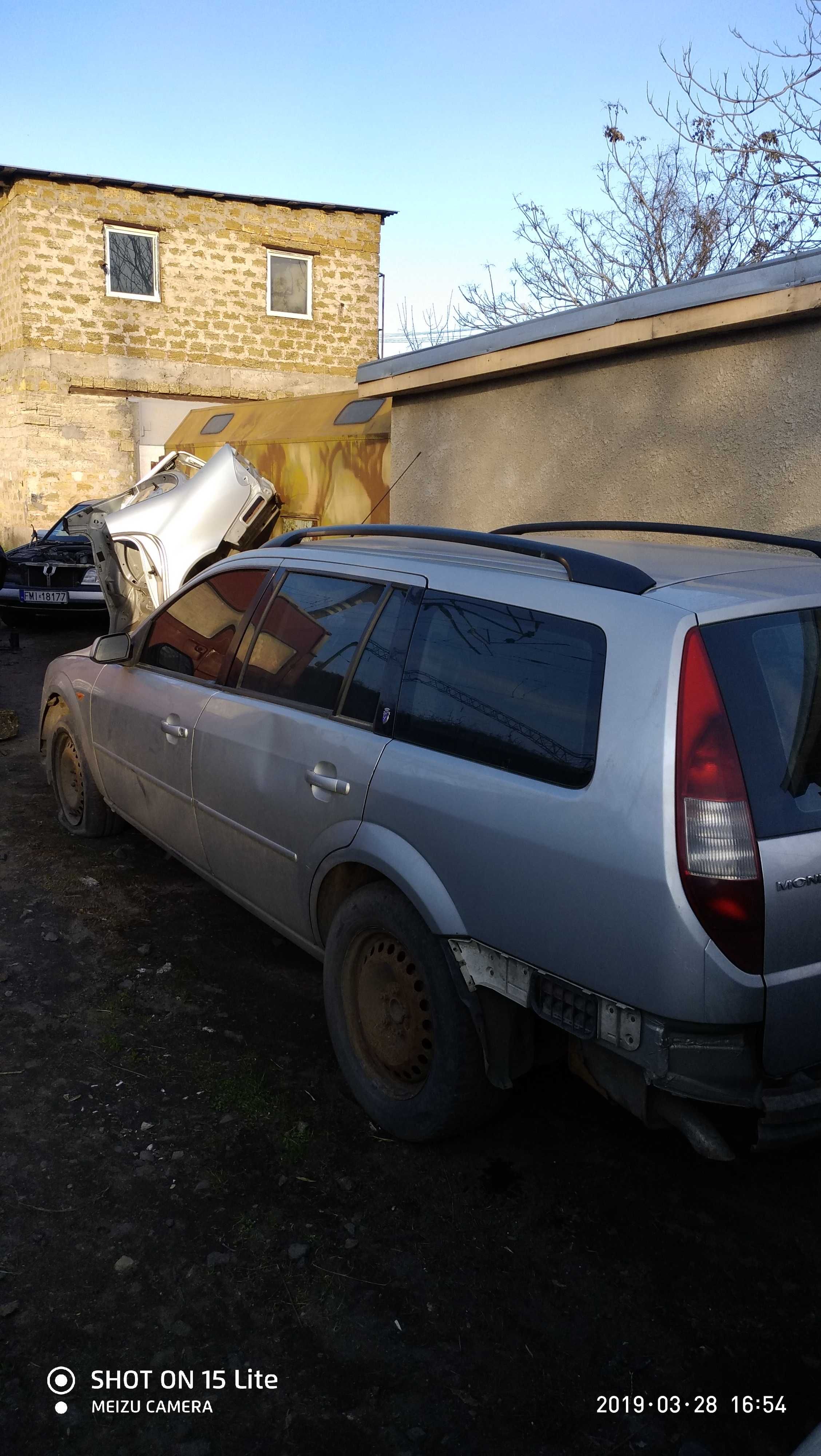 Запчасти Ford Mondeo 3 2,0 дизель Ghia дверь двери форд мондео