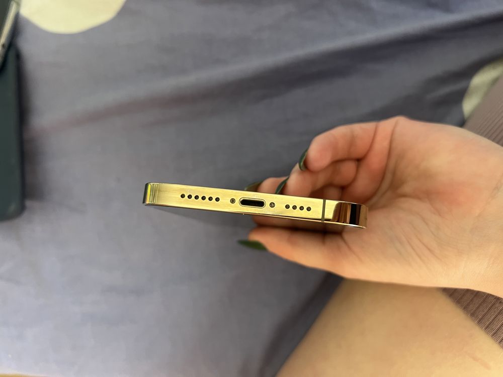 Продам техніку Apple заблоковану і старі андроїди як донори
